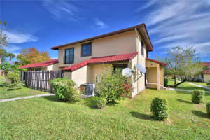 573 HUNTER CIRCLE, KISSIMMEE, FL 34758 - MLS#MFRL4958245