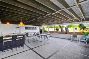 1515 SERPENTINE DRIVE, ST PETERSBURG, FL 33705 - MLS#MFRL4958254