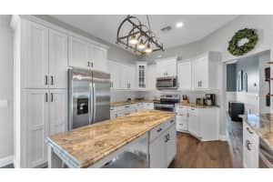 3202 SUMMERLAND HILLS COURT, LAKELAND, FL 33812 - MLS#MFRL4958263