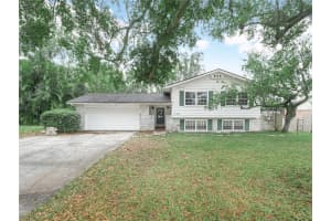 129 LAKE OTIS ROAD, WINTER HAVEN, FL 33884 - MLS#MFRL4958266