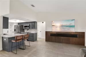 7949 INDIAN HEIGHTS DRIVE, LAKELAND, FL 33810 - MLS#MFRL4958268