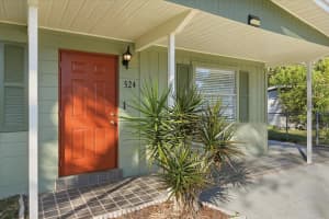 524 VICTORIA BOULEVARD, AUBURNDALE, FL 33823 - MLS#MFRL4958269