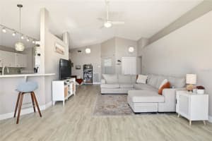 412 EMERALD COVE LOOP, LAKELAND, FL 33813 - MLS#MFRL4958355