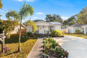 515 Walnut St, AUBURNDALE