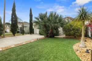 691 LAKE DEXTER CIRCLE, WINTER HAVEN, FL 33884 - MLS#MFRL4958455