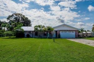 252 Lake Link Rd, WINTER HAVEN