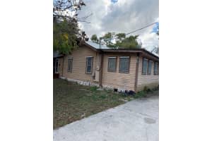 707 4th St Se, WINTER HAVEN
