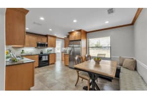 9326 EDISON ROAD, LITHIA, FL 33547 - MLS#MFRL4958477