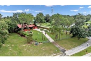 219 E Lake Menzies Blvd, DUNDEE 219 E Lake Menzies Blvd, DUNDEE