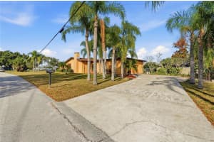 6742 WINTERSET GARDENS ROAD, WINTER HAVEN, FL 33884 - MLS#MFRL4958502