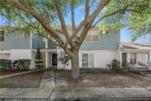 222 Carpenters Way #60, LAKELAND