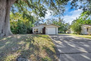 526 Palencia Pl, LAKELAND