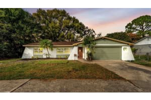 6117 CHRISTINA DRIVE, LAKELAND, FL 33813 - MLS#MFRL4958584