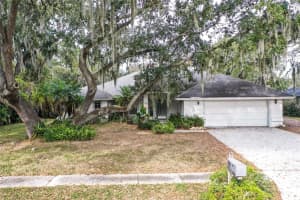 95 Woodside Dr, LAKELAND