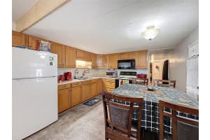 1823 BLUE LAKE DRIVE, LAKELAND, FL 33801 - MLS#MFRL4958622