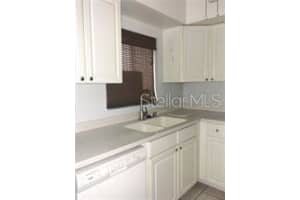 2001 SAN MARCOS DRIVE, WINTER HAVEN, FL 33880 - MLS#MFRL4958627