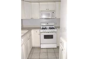 2001 SAN MARCOS DRIVE, WINTER HAVEN, FL 33880 - MLS#MFRL4958627