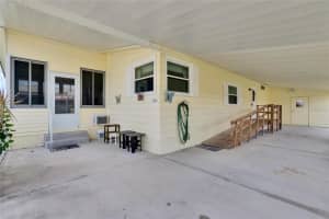 1811 SHERWOOD HILL DR, LAKELAND, FL 33810 - MLS#MFRL4958630