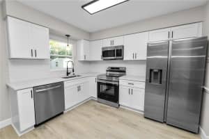 1208 BLAKE AVENUE, AUBURNDALE, FL 33823 - MLS#MFRL4958654