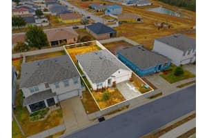 124 EMANUELLE DRIVE, WINTER HAVEN, FL 33884 - MLS#MFRL4958681