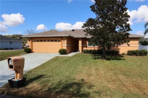 114 Bergen Cir, AUBURNDALE