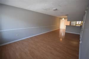 450 MARKET SQUARE, LAKELAND, FL 33813 - MLS#MFRL4958732