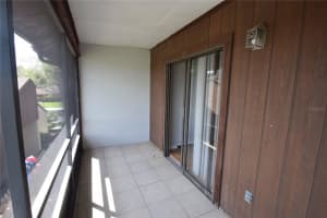 450 MARKET SQUARE, LAKELAND, FL 33813 - MLS#MFRL4958732