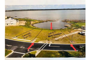 216 CALADIUM AVENUE, LAKE ALFRED, FL 33850 - MLS#MFRL4958756