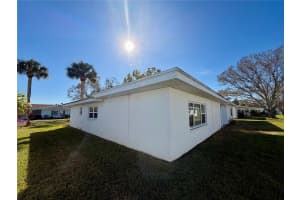 515 CAMEO DRIVE, LAKELAND, FL 33803 - MLS#MFRL4958758