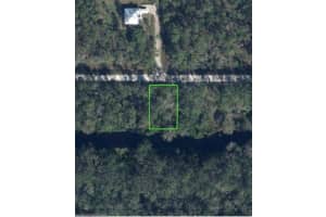 701 CANAL WAY, SEBRING, FL 33875 - MLS#MFRL4958797