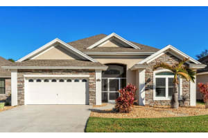 8288 Lake James Dr, LAKELAND