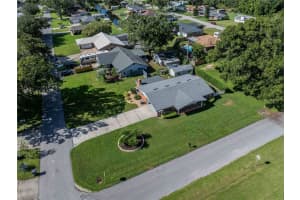 706 PATRICIA PL, LAKELAND, FL 33809 - MLS#MFRL4958826