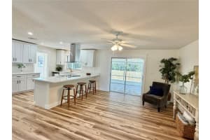 1624 LESLIE DRIVE, LAKELAND, FL 33801 - MLS#MFRL4958850