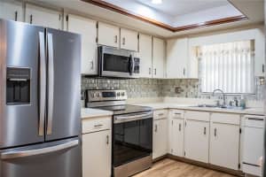 2025 SYLVESTER ROAD, LAKELAND, FL 33803 - MLS#MFRL4958864