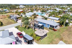 3272 FISH HAWK DRIVE, POLK CITY, FL 33868 - MLS#MFRL4958890