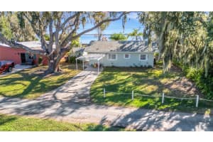 2354 Lakeview Dr, HAINES CITY