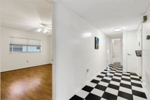 512 CAMEO DRIVE, LAKELAND, FL 33803 - MLS#MFRL4958934