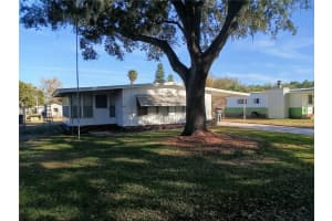 524 OAK RIDGE W, LAKELAND, FL 33801 - MLS#MFRL4959029
