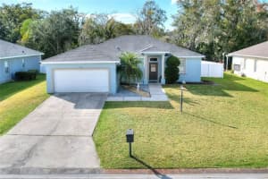 1703 OAKWOOD ESTATES DRIVE, PLANT CITY, FL 33563 - MLS#MFRL4959072