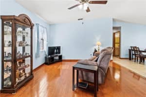 4861 COLONNADES CIRCLE, LAKELAND, FL 33811 - MLS#MFRL4959099