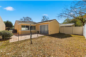 109 LAS FLORES, WINTER HAVEN, FL 33884 - MLS#MFRL4959105