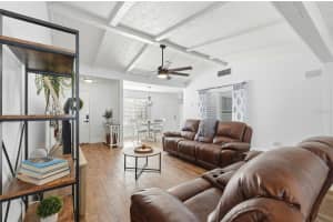 109 LAS FLORES, WINTER HAVEN, FL 33884 - MLS#MFRL4959105