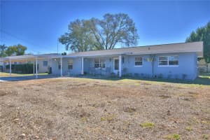 2410 CENTRAL AVENUE, WINTER HAVEN, FL 33880 - MLS#MFRL4959194