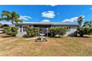 2802 Canal Dr N, LAKELAND