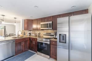 4837 PURITAN CIRCLE, TAMPA, FL 33617 - MLS#MFRL4959228