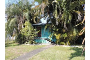 5325 11th Ave S, GULFPORT