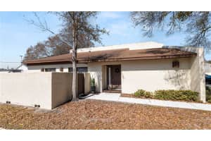 1880 N Crystal Lake Dr #3, LAKELAND