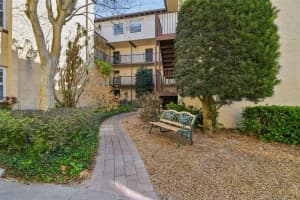 2025 SYLVESTER COURT, LAKELAND, FL 33803 - MLS#MFRL4959350