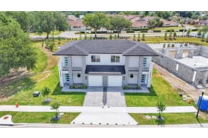 1171 WINDJAMMER DRIVE, LAKELAND, FL 33803 - MLS#MFRL4959355