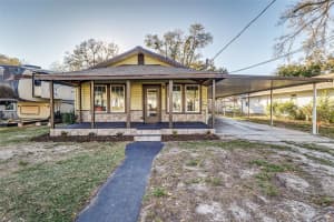 516 WALNUT STREET, AUBURNDALE, FL 33823 - MLS#MFRL4959387